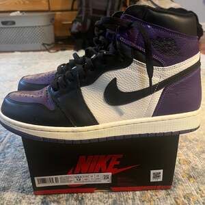 Air Jordan 1 Retro High OG 'Court Purple' *no lid on box*